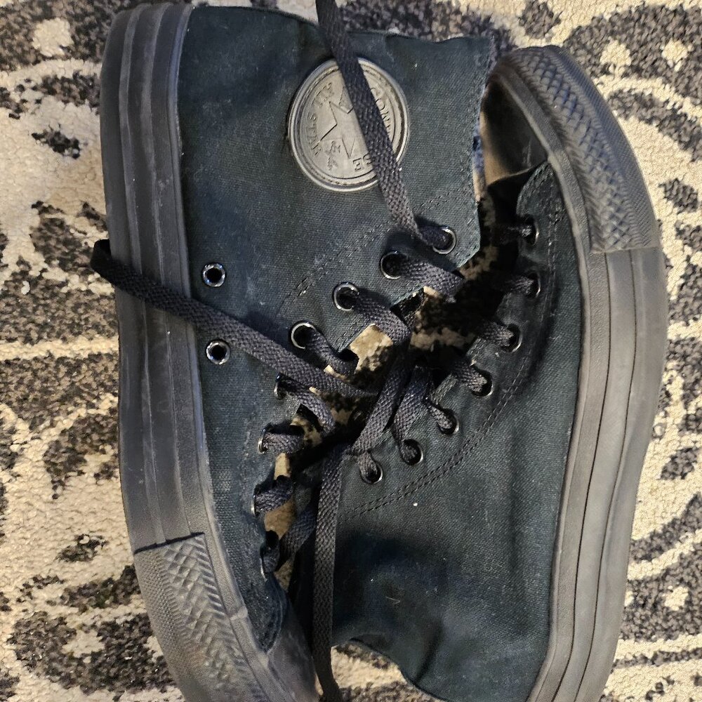 Converse All Star Chuck Taylor Men's Black on Black Sneakers